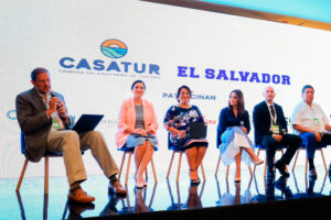 CASATUR Y GOBIERNO IMPULSAN NUEVA AGENDA PARA FORTALECER EL SECTOR TURÍSTICO