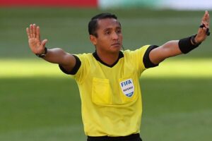 EL SALVADOR VUELVE A ESTAR PRESENTE EN EL MUNDIAL CON IVÁN BARTON COMO ÁRBITRO PRINCIPAL