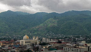 PREVÉN LLUVIAS Y TORMENTAS PARA ESTE VIERNES EN EL SALVADOR