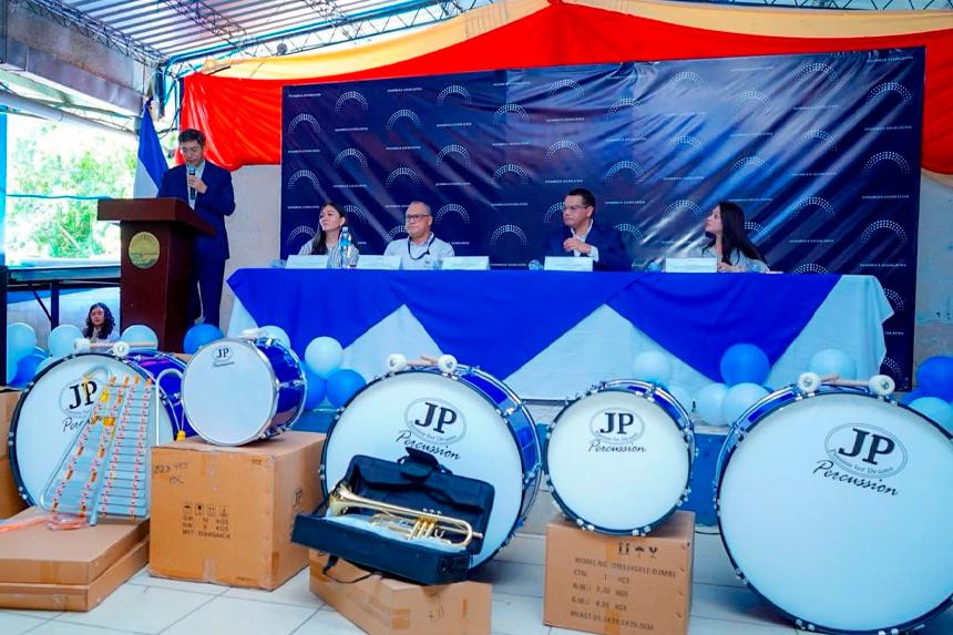 DONATIVO AMPLÍA OPORTUNIDADES EDUCATIVAS PARA JÓVENES DE SAN JUAN OPICO