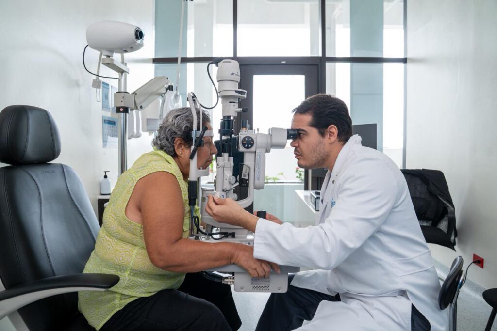 OFTALMOLOGÍA DEL NUEVO HOSPITAL ROSALES INICIA ATENCIÓN A PACIENTES