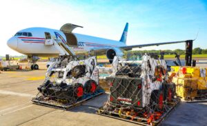 SEIS AVIONES, 300 RESCATISTAS Y 150 TONELADAS DE AYUDA PARTIRÁN HACIA VENEZUELA