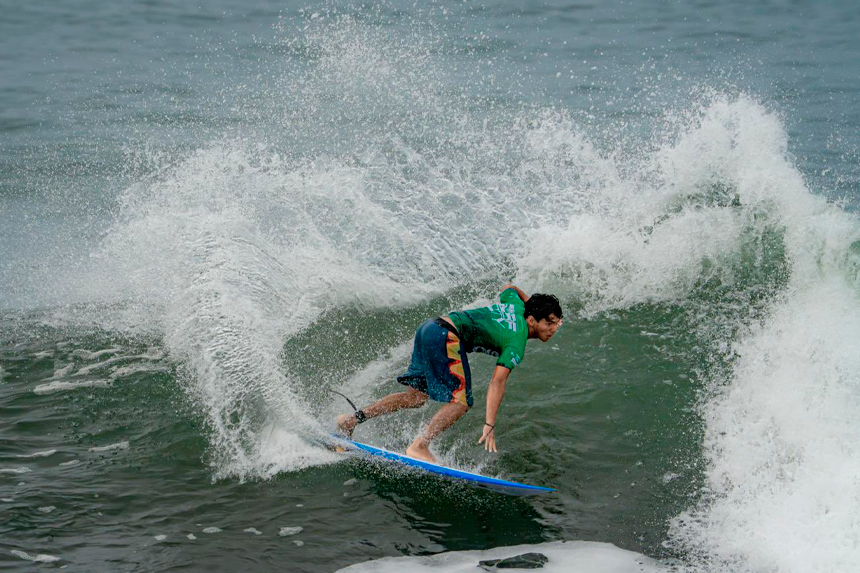 EL SALVADOR ABRE SU TEMPORADA INTERNACIONAL DE SURF