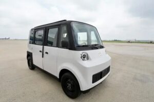 PRESENTAN OLINIA 1 PRIMER CARRO ELECTRICO HECHO EN MÉXICO