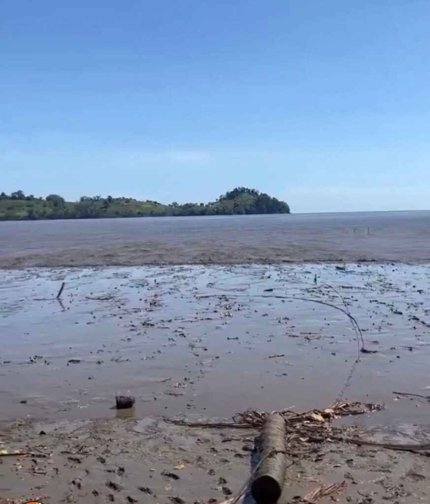 ALERTA DE TSUNAMI MANTIENE EN VIGILANCIA A INDONESIA