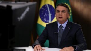 MODELO BUKELE MARCA LA CAMPAÑA PRESIDENCIAL EN BRASIL