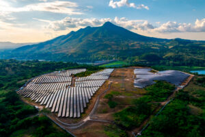 PROYECTO FOTOVOLTAICO EN LA LIBERTAD BUSCA FORTALECER LA DEMANDA ELÉCTRICA NACIONAL