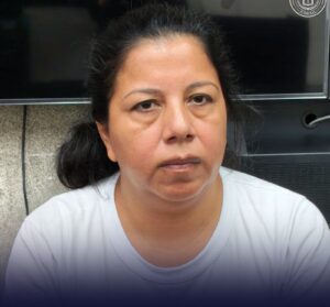 MUJER ES CONDENADA POR ESTAFAR A VÍCTIMAS HACIÉNDOSE PASAR POR ABOGADA EN SANTA ANA