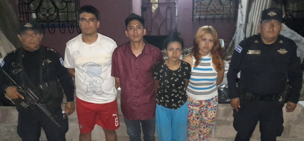 ALLANAMIENTO EN VILLA LOURDES TERMINA CON CUATRO CAPTURADOS Y DECOMISO DE DROGAS