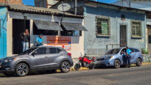 ALCALDÍA REFUERZA CONTROLES DE LEGALIDAD DE NEGOCIOS EN VARIOS PUNTOS DE SAN SALVADOR CENTRO