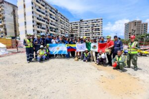 EQUIPOS DE ARGENTINA Y MÉXICO SE SUMAN A LAS LABORES DE RESCATE EN LA GUAIRA