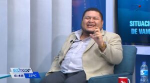 CARLOS HUEZO CUESTIONA EL FUTURO POLÍTICO DE VAMOS TRAS SU CRISIS INTERNA