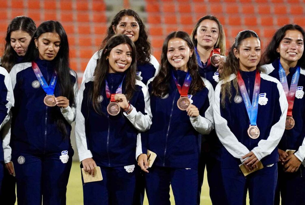 EL SALVADOR CONQUISTA EL BRONCE EN FÚTBOL FEMENINO DE LOS JUEGOS CENTROAMERICANOS Y DEL CARIBE
