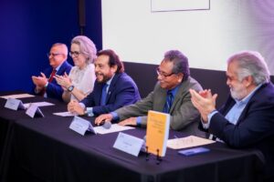 VICEPRESIDENTE FÉLIX ULLOA DESTACA IMPORTANCIA DEL DIÁLOGO REGIONAL SOBRE SEGURIDAD Y GOBERNANZA