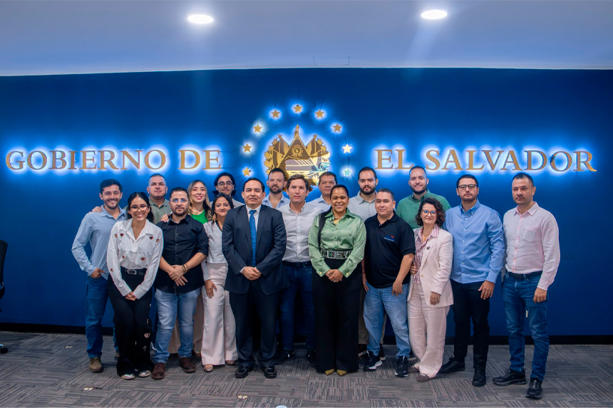 EL SALVADOR Y COLOMBIA FORTALECEN SUS VÍNCULOS COMERCIALES A TRAVÉS DEL SECTOR PRIVADO