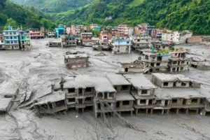SUBE A 903 LA CIFRA DE FALLECIDOS Y A 4,247 LOS DESAPARECIDOS EN NEPAL