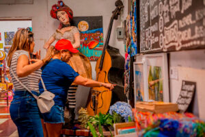 TURISMO SALVADOREÑO BUSCA NUEVOS NEGOCIOS EN EL SALVADOR TRAVEL MARKET 2026