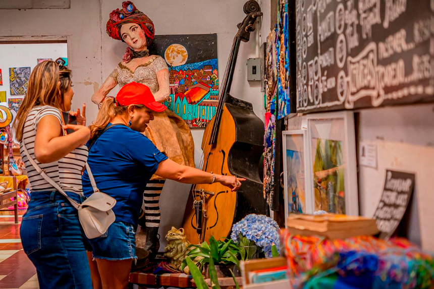 TURISMO SALVADOREÑO BUSCA NUEVOS NEGOCIOS EN EL SALVADOR TRAVEL MARKET 2026