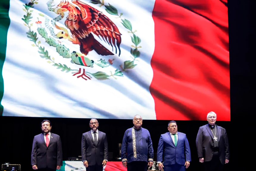 VICEPRESIDENTE FÉLIX ULLOA PARTICIPA EN CELEBRACIÓN DE LA INDEPENDENCIA DE MÉXICO