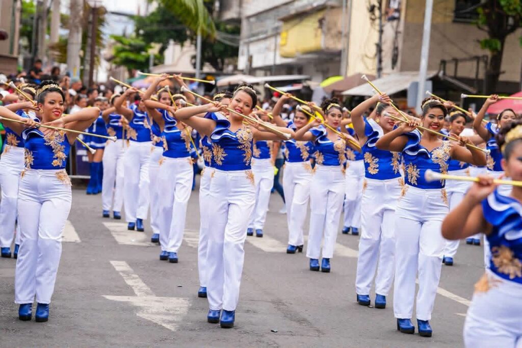 GUSTAVO ACEVEDO DESTACA CELEBRACIÓN DE LOS 205 AÑOS DE INDEPENDENCIA EN SANTA ANA CENTRO