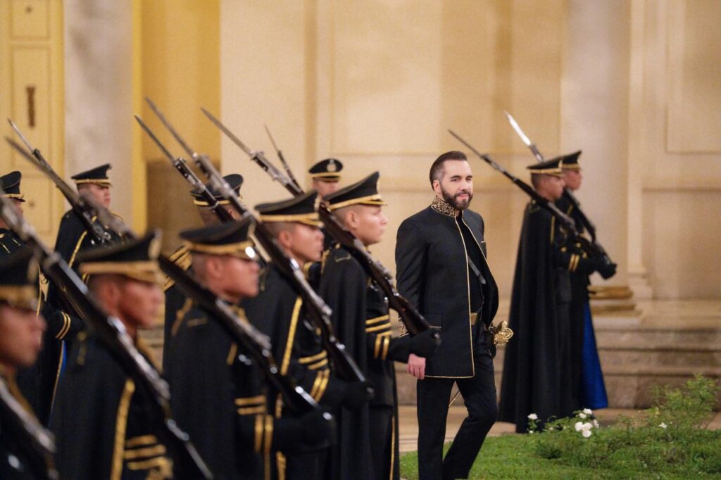 EL SUEÑO DE FRANCISCO MORAZÁN AHORA TIENE DIRECCIÓN FIJA: EL CORAZÓN DE EL SALVADOR