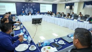 SECTOR LABORAL PIDE PROTEGER DERECHOS ADQUIRIDOS ANTE CAMBIOS EN LOS HORARIOS