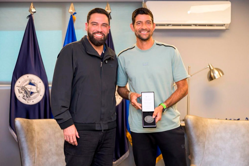 MARCELO ARÉVALO, CAMPEÓN DE WIMBLEDON, SE REÚNE CON MARIO DURÁN ANTES DE LA COPA DAVIS