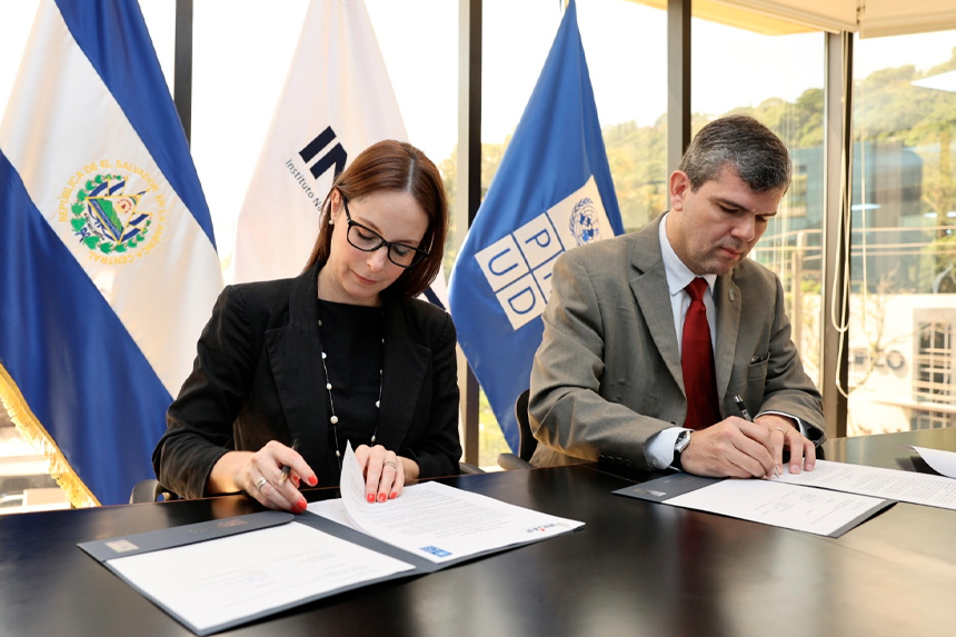 PNUD E INCAF FORTALECEN LA FORMACIÓN PROFESIONAL PARA EL TALENTO SALVADOREÑO