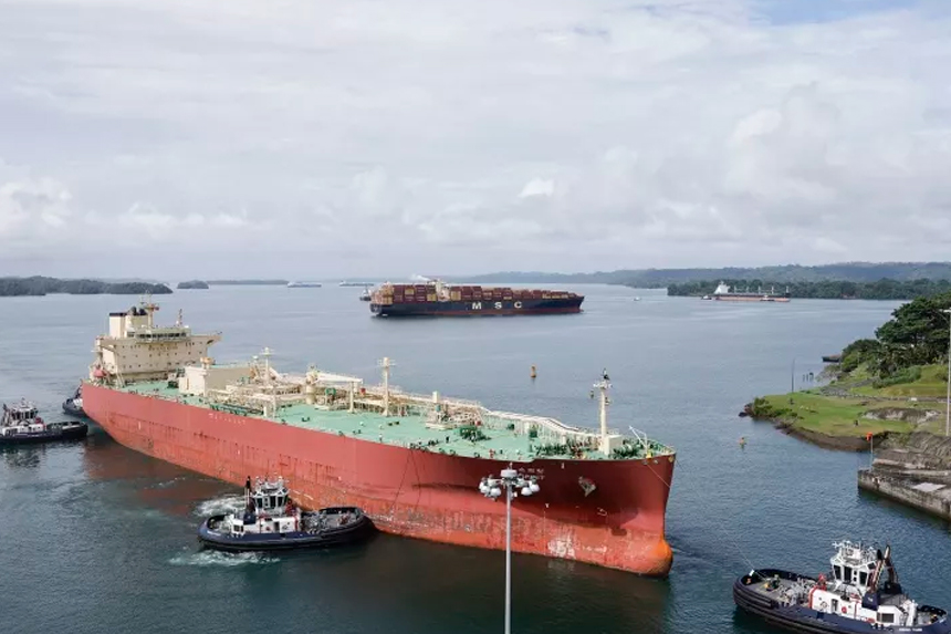 PAGO RÉCORD REVELA LA PRESIÓN SOBRE EL CANAL DE PANAMÁ ANTE SEQUÍA