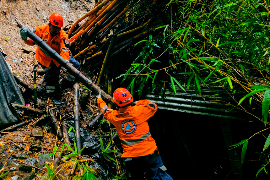 PROTECCIÓN CIVIL REPORTA MÁS DE 15 VIVIENDAS ANEGADAS POR LLUVIAS