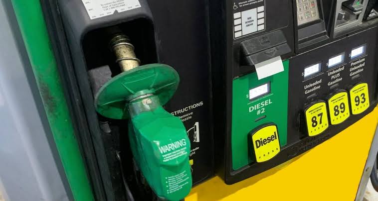 DIÉSEL ALCANZA NIVELES HISTÓRICOS EN CALIFORNIA Y SUPERA LOS $8 POR GALÓN